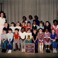 Pine Crest Elementary First Grade Class, 1986-1987