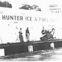 Laborers at Hunter Ice &amp; Fuel Company