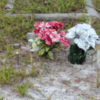 Headstone of Joyce Faye Knott at Viking Cemetery
