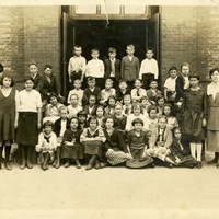 Edna Chittenden&#039;s Fifth Grade Class at Sanford Grammar School, 1921-1922