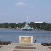 Lake Eola Park, 2001