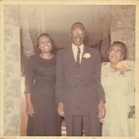 Moddie Miller with Sister and Mother, Carrie Whaley