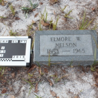 Headstone of Elmore W. Nelson at Viking Cemetery